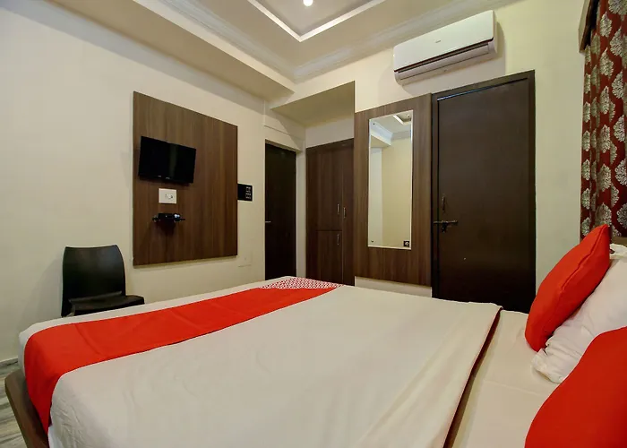 Oyo 15955 Rest Inn