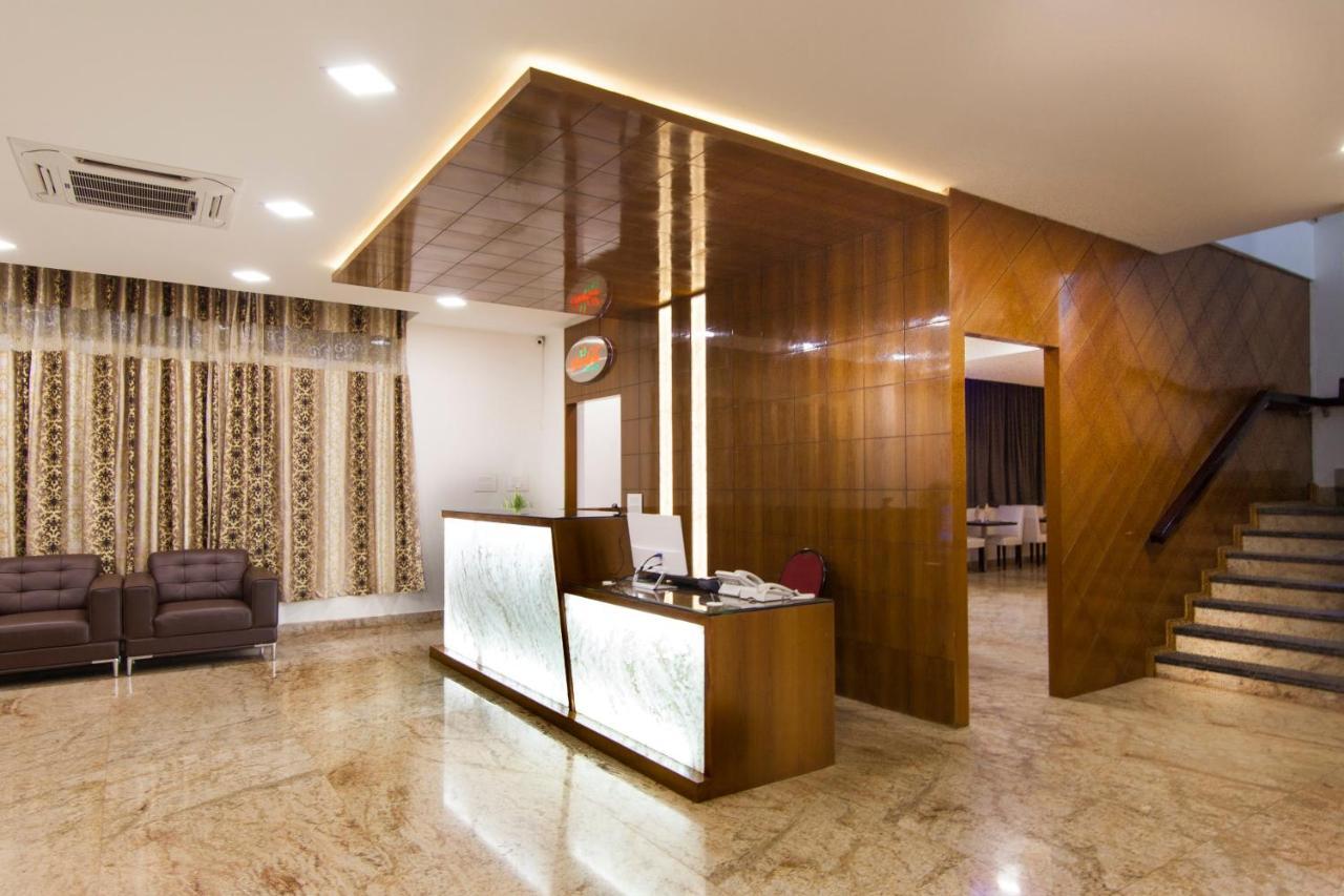 Crystal Lodge *