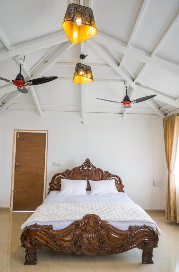 Tinton Hillstay * Chikmagalur