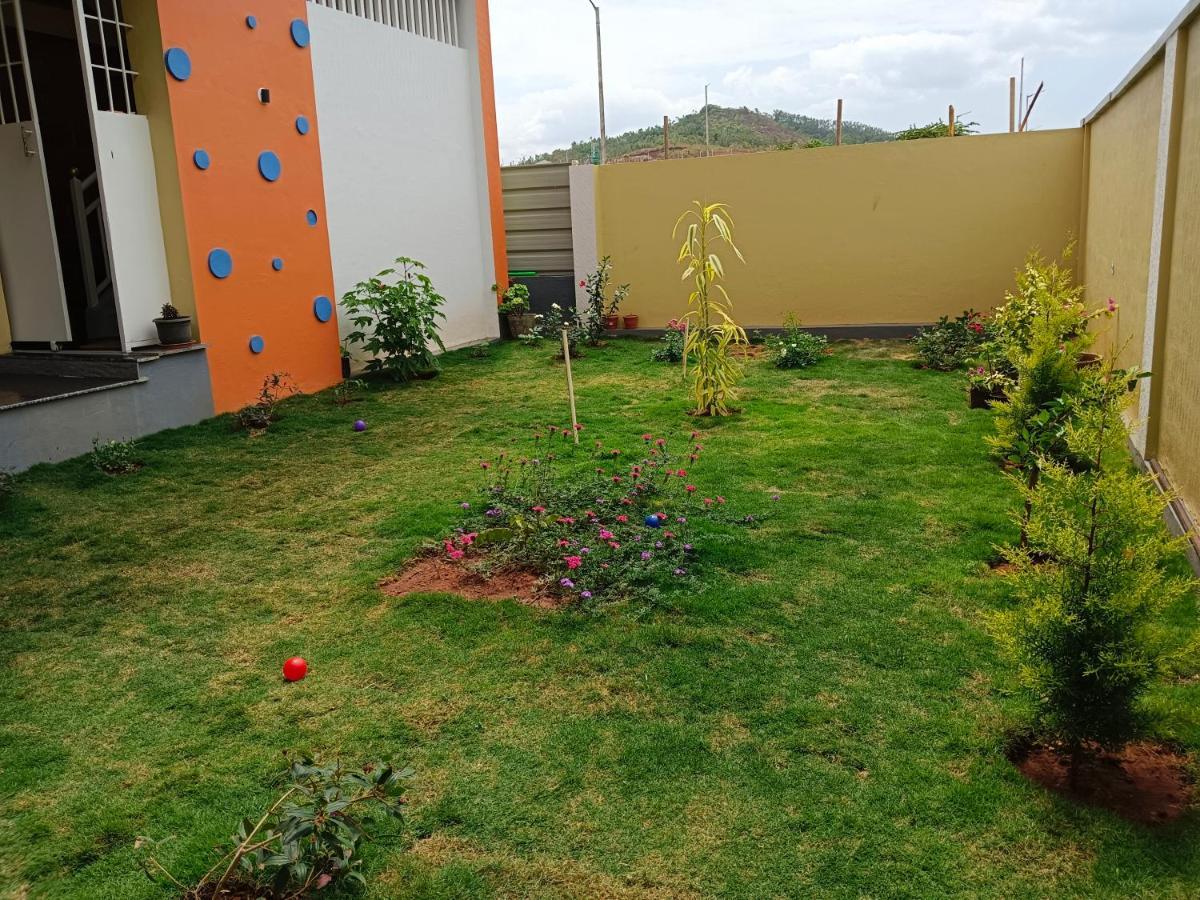 Nidagodu Homestay *
