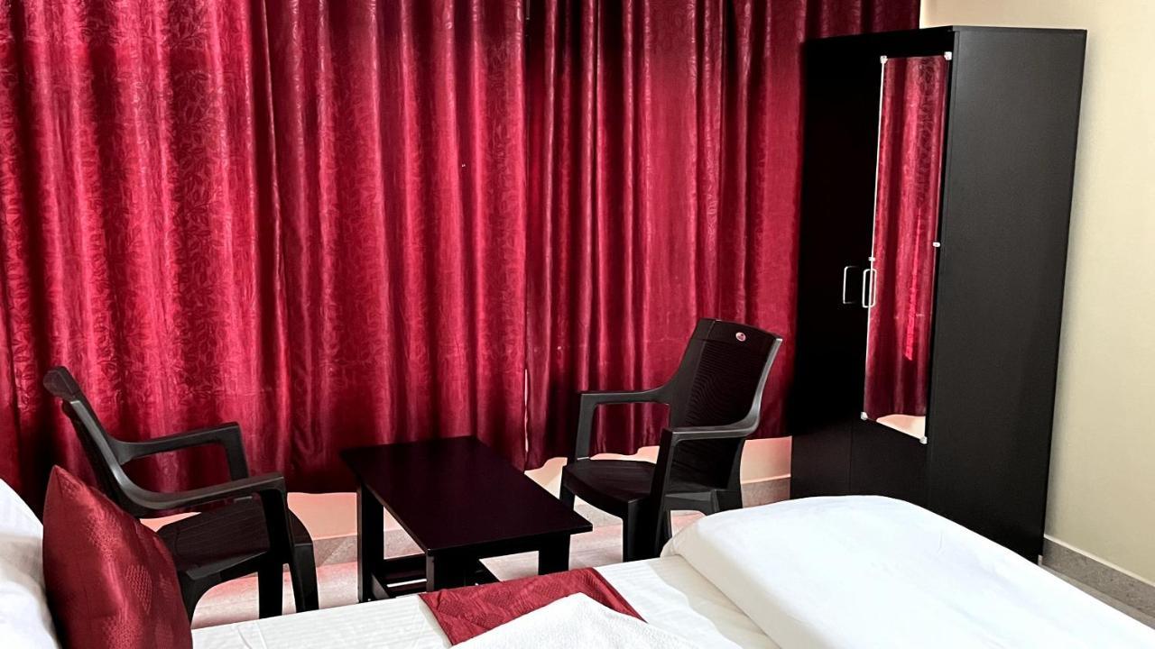 Dundubhi Service Country house *