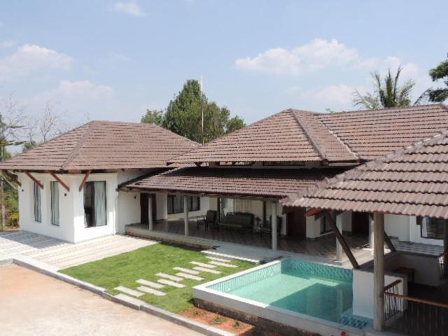Homestay Joldal Lakeside Homestay *