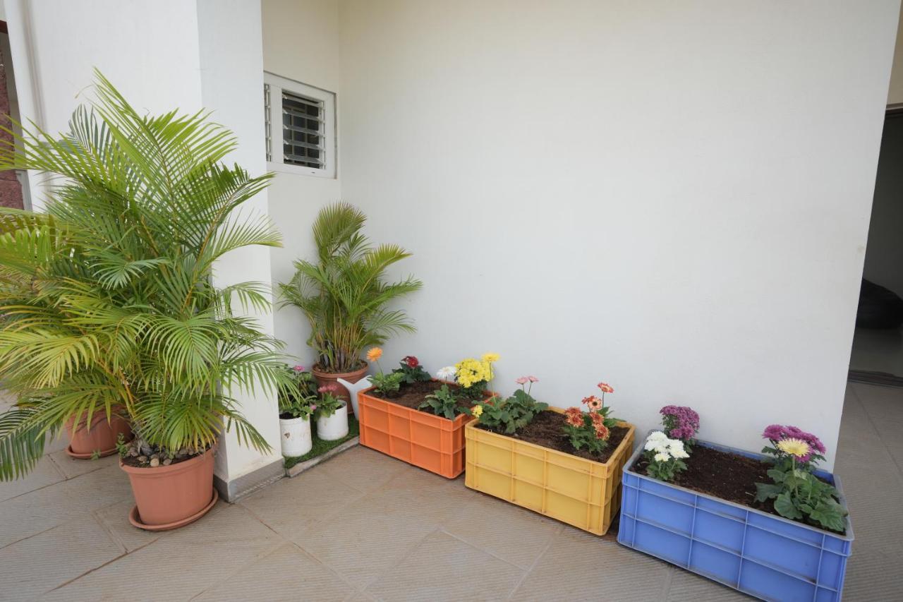Bhavasangama Apartment *