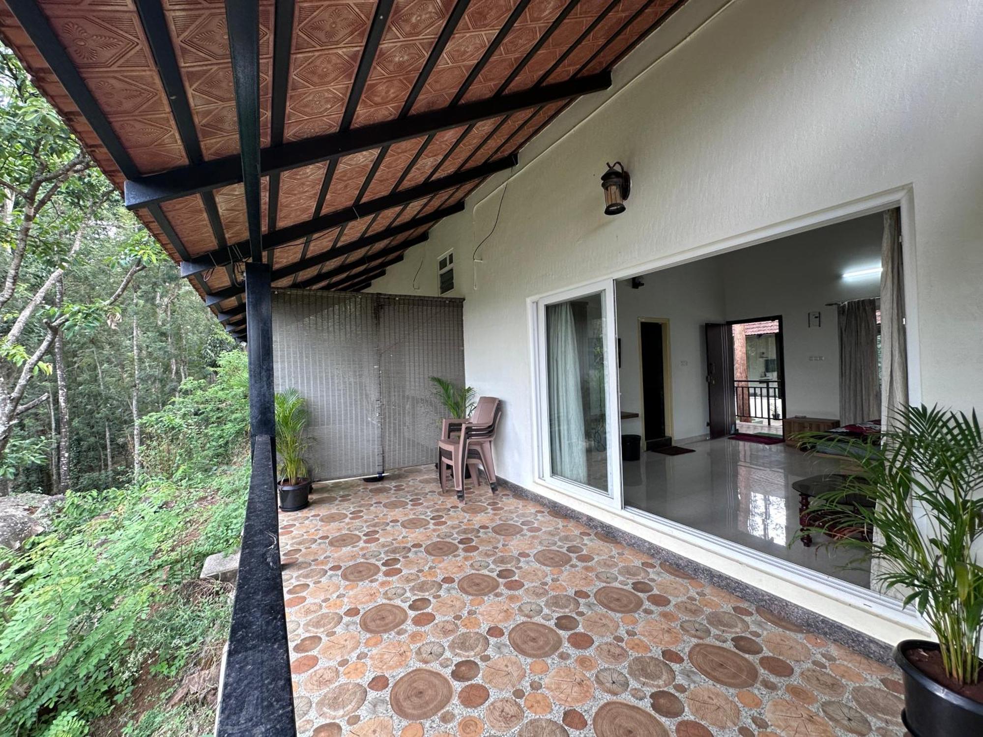 Homestay Janani Eco *