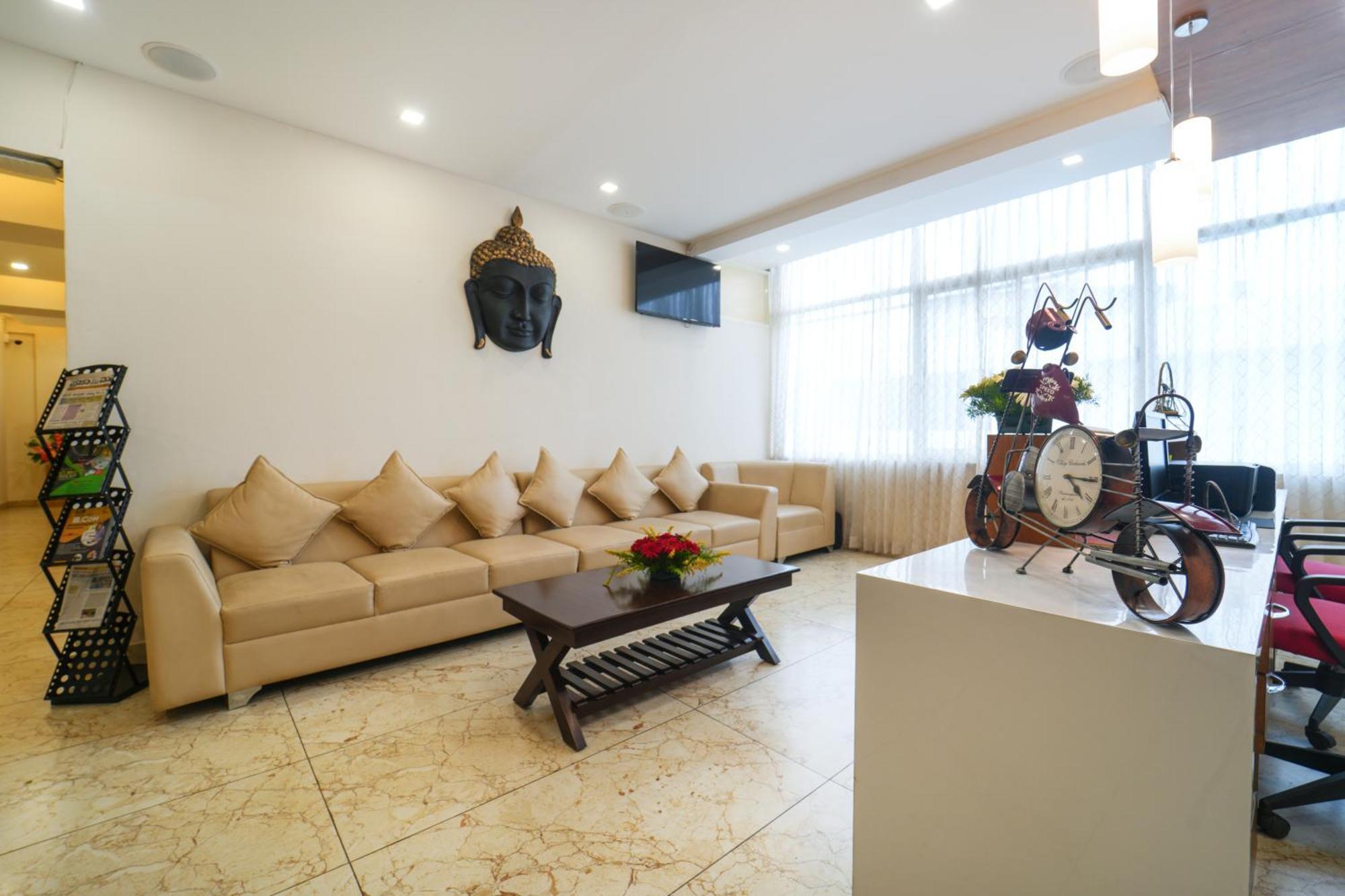 Signature Hotel