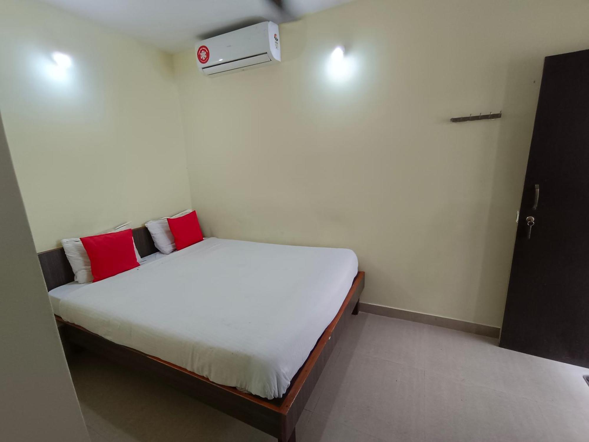 Hotel The Vishnu Residency 2*