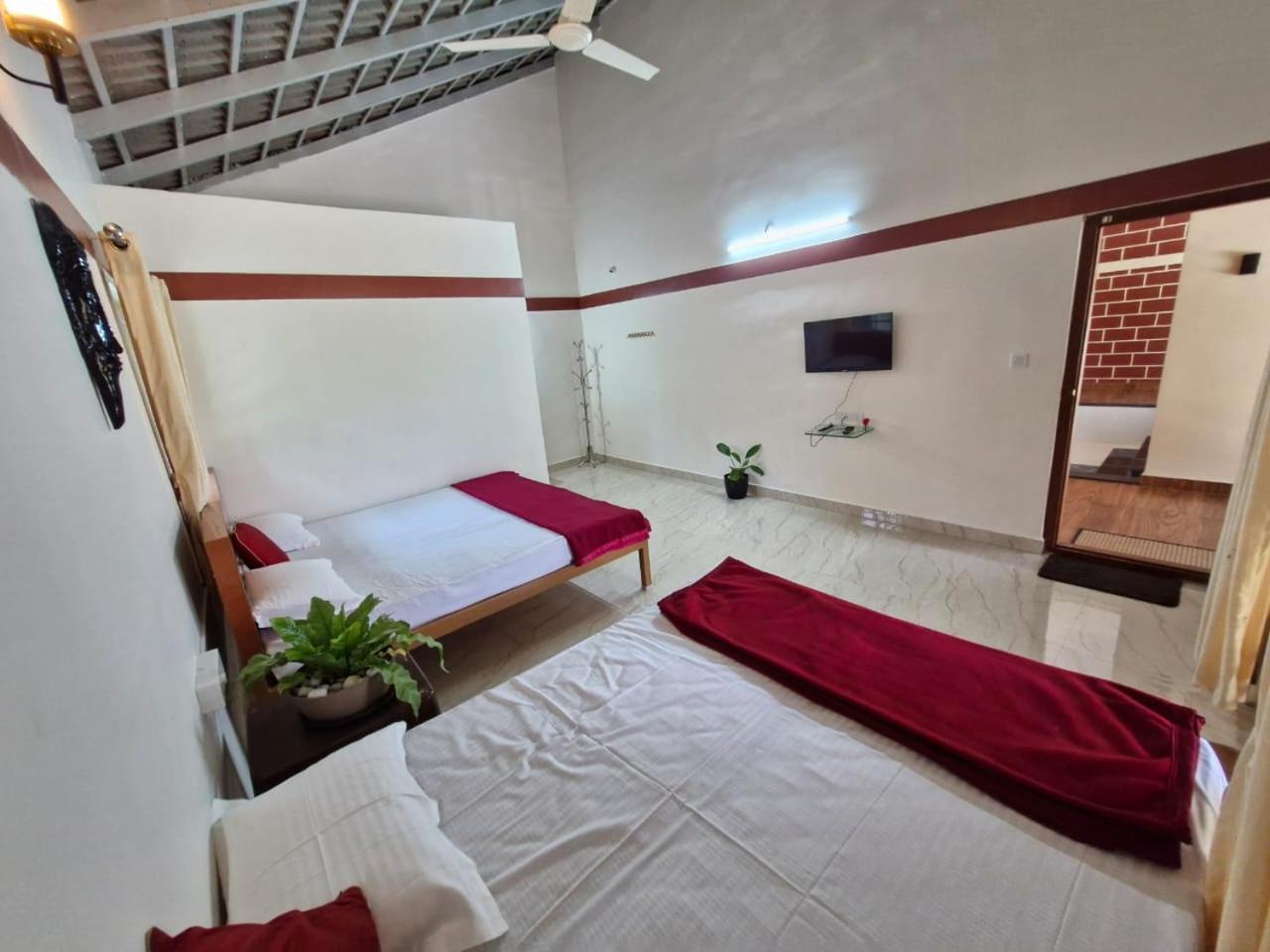 Homestay Kattegadde - Swimming Pool And With Private Balcony By Dazzle Destinations *