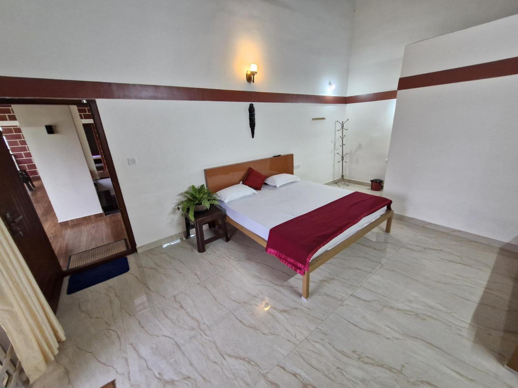 Kattegadde - Swimming Pool And With Private Balcony By Dazzle Destinations Homestay