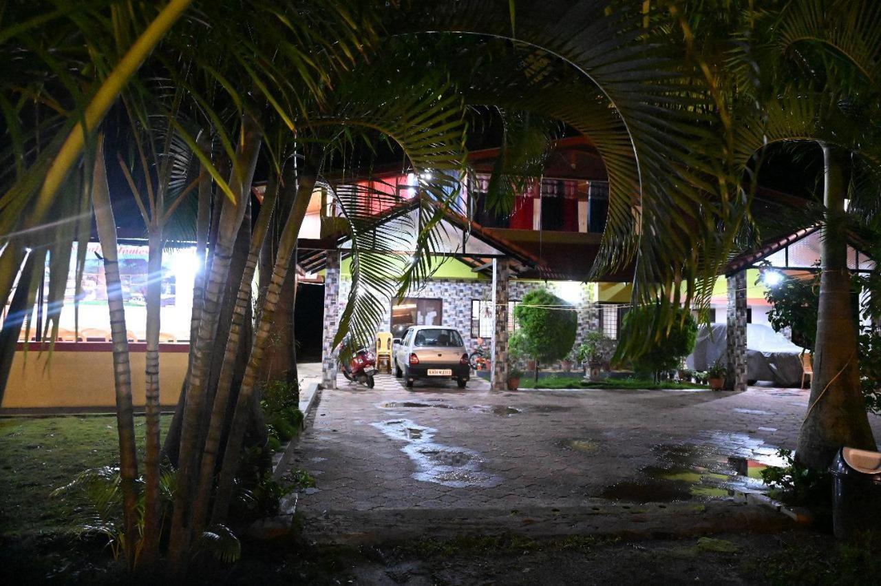 Homestay Hill Shadow - Mountain View And Swimming Pool Chikmagalur