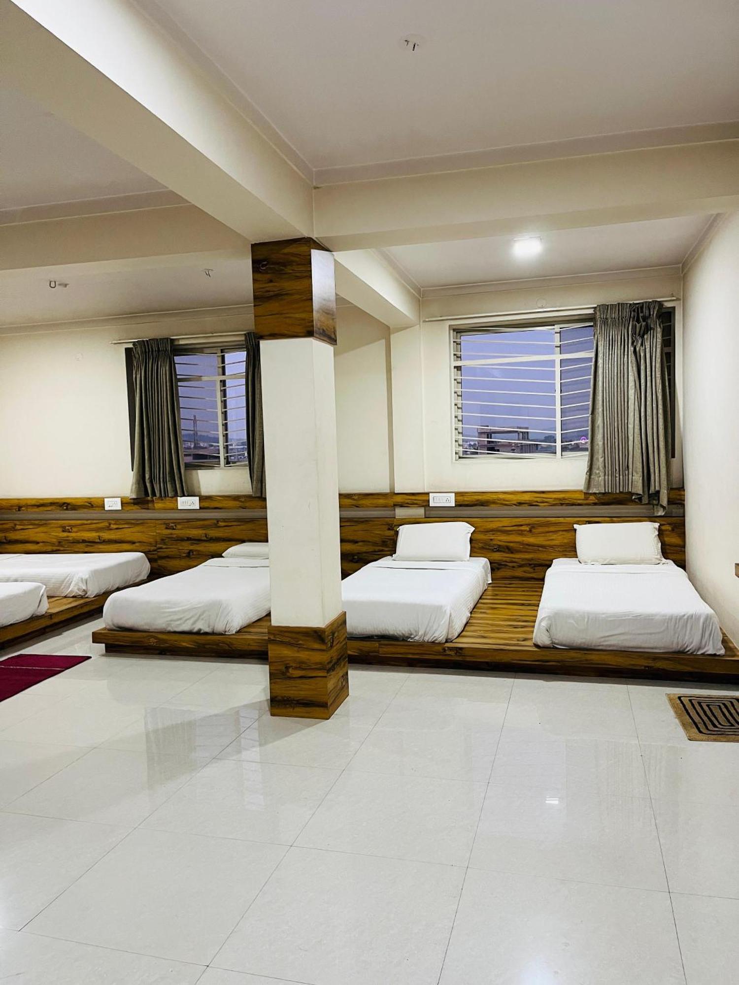 Taj Residency Apartment
