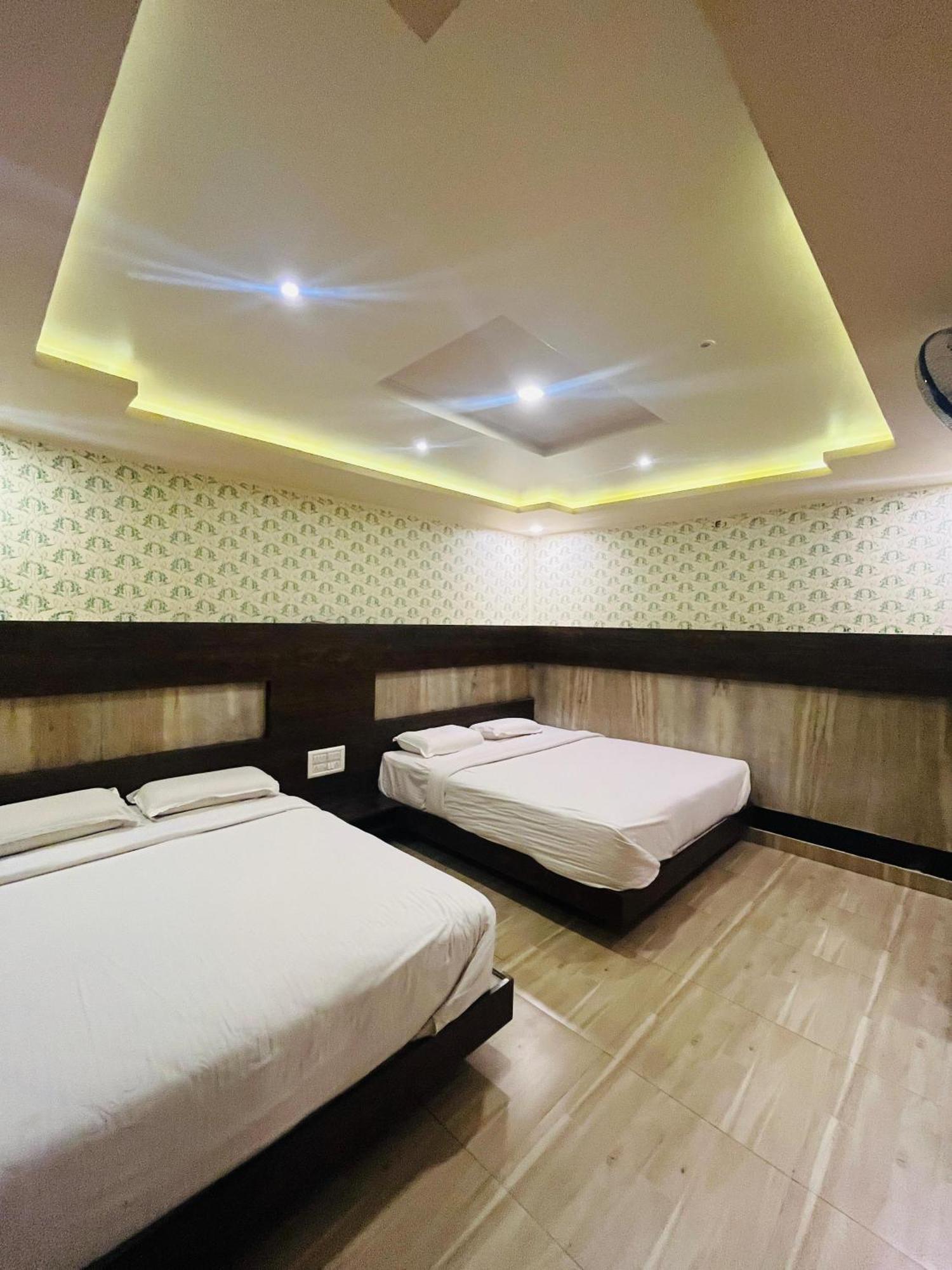 Taj Residency Apartment