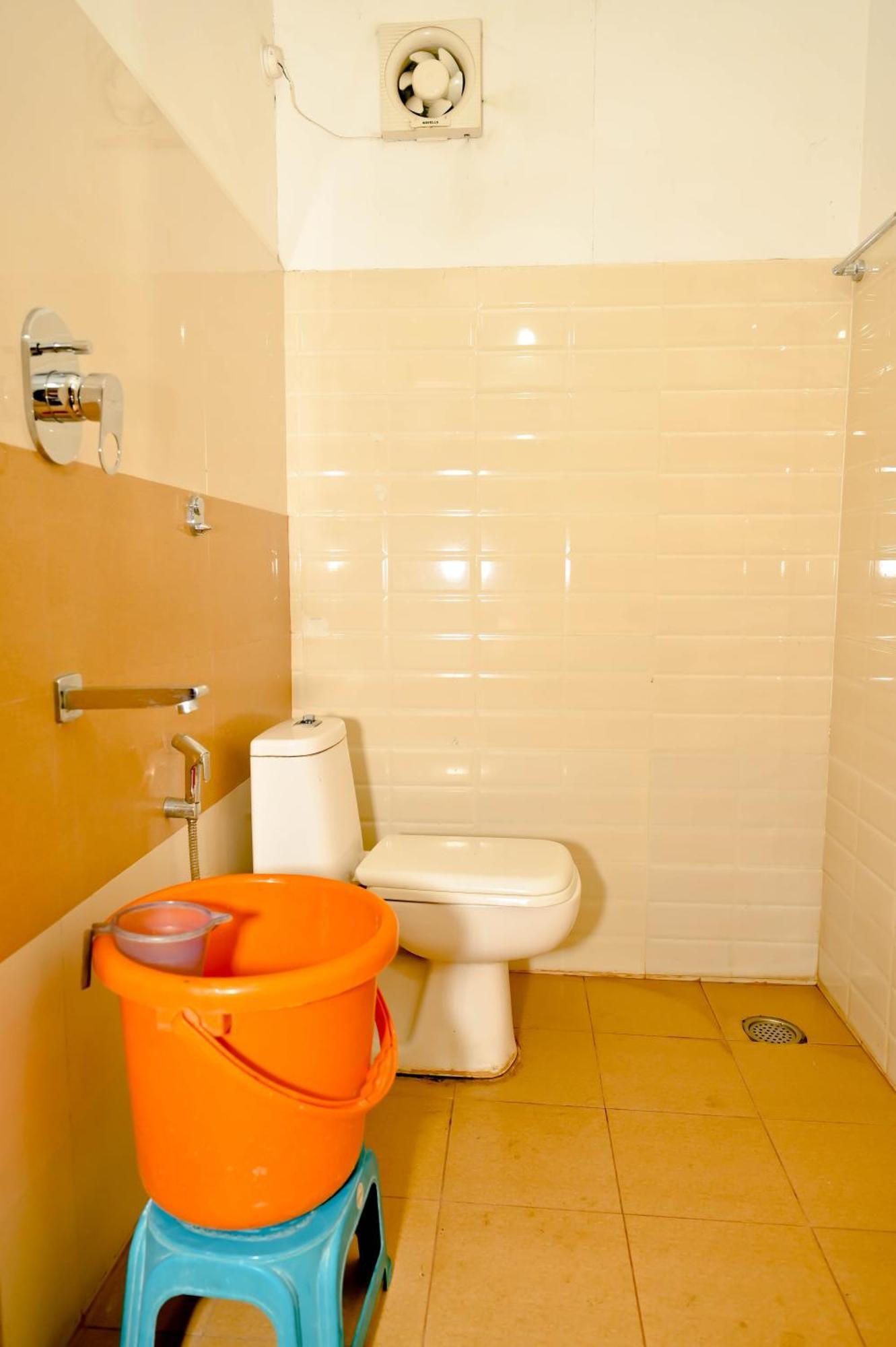 Townhouse Mk Hotel