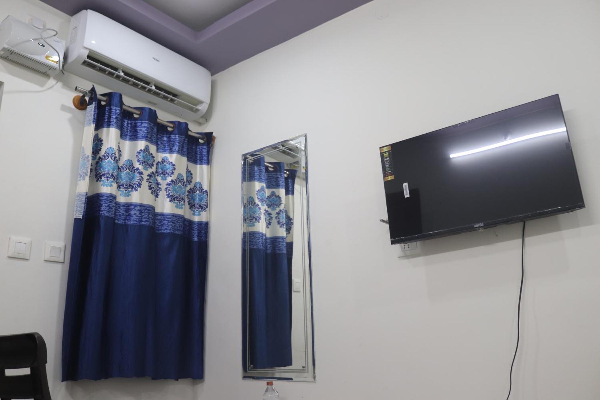 Khushi Hotel 2*