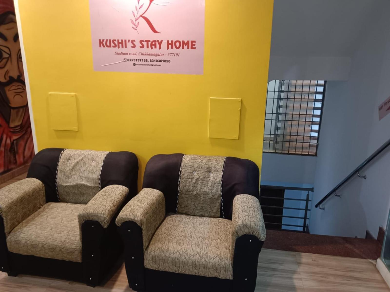 Khushi Hotel