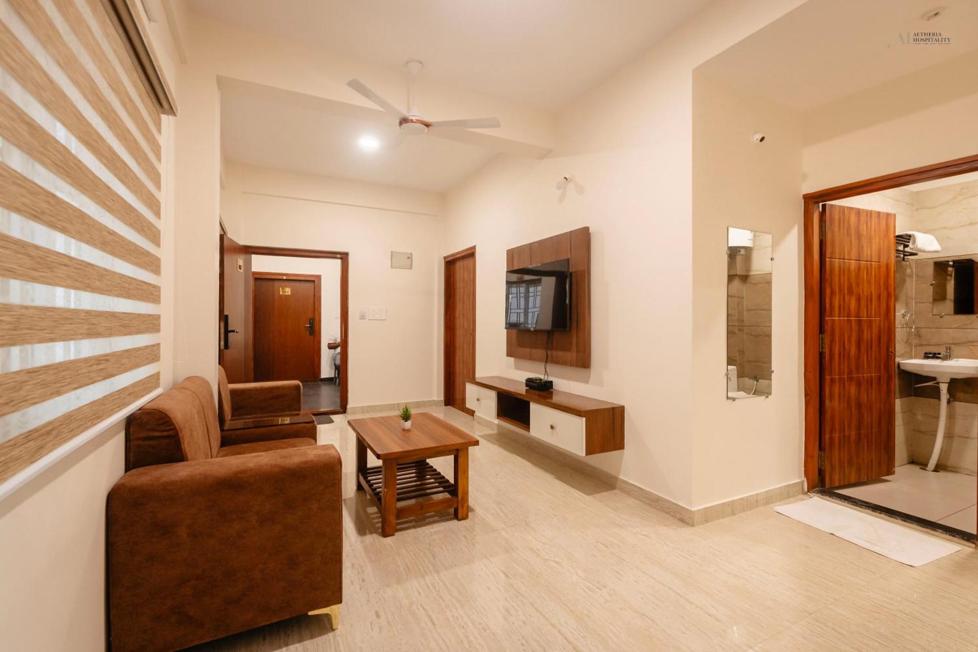 Aetheria Service Hotel *