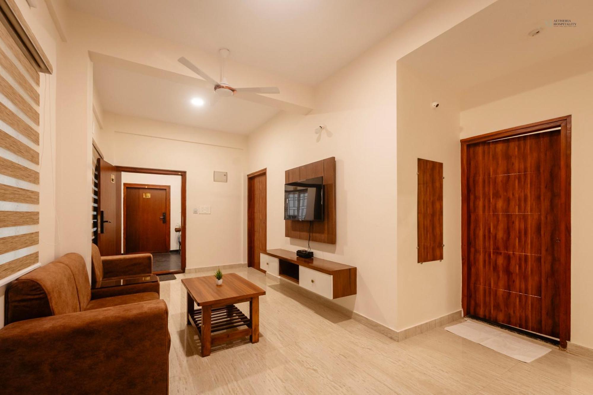 Hotel Aetheria Service Chikmagalur
