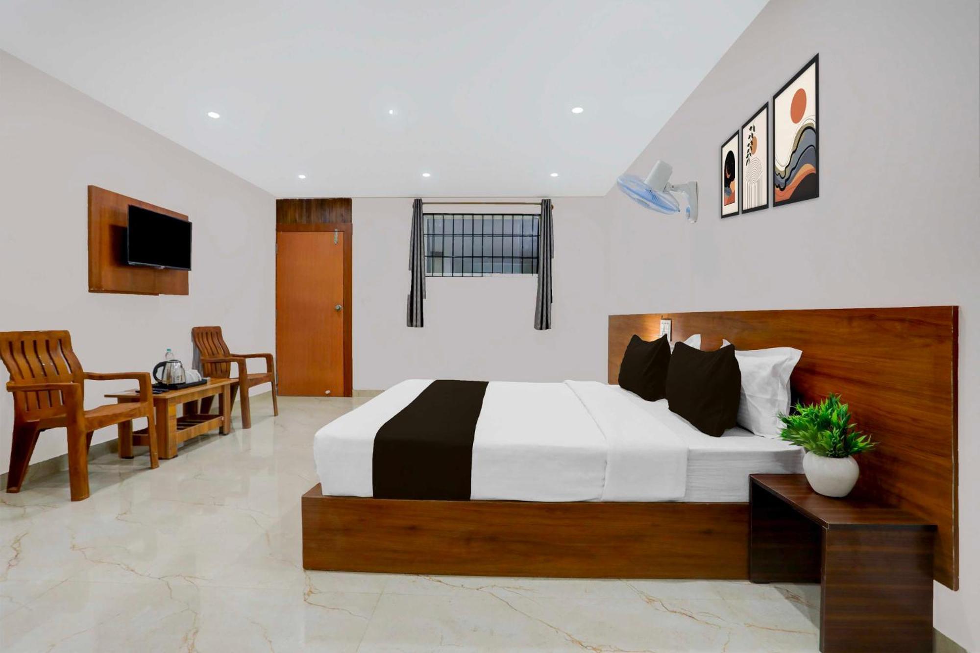 Hotel O Near Zilla Panchayat Chikmagalur