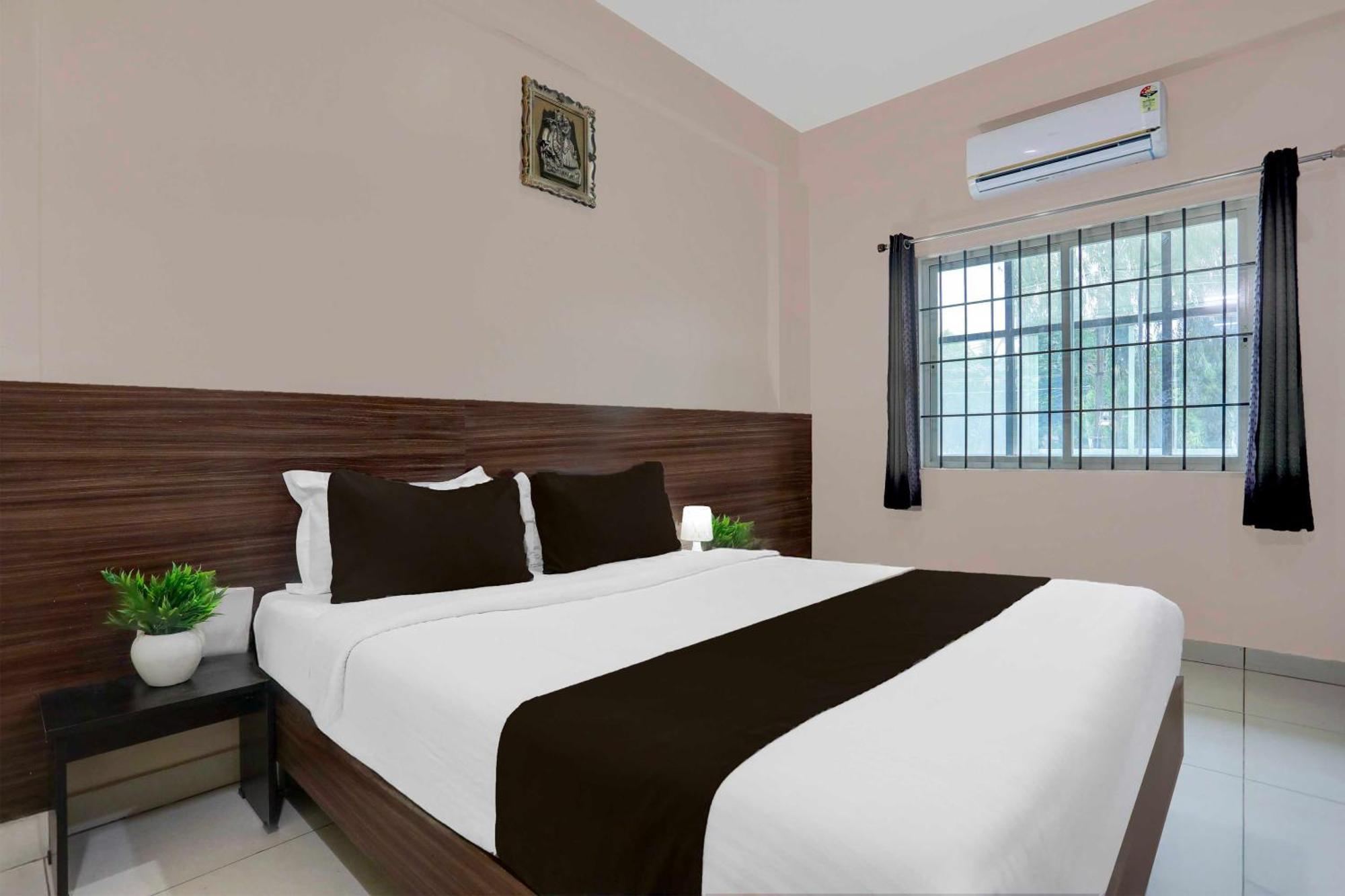 O Near Zilla Panchayat Hotel Chikmagalur