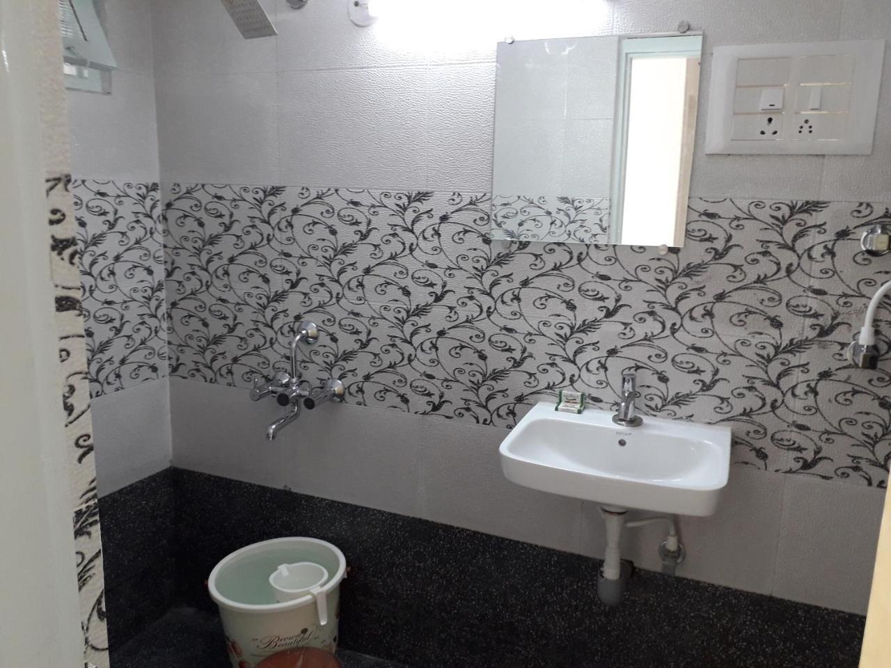 Wheel To Hills Service Apartment Chikmagalur