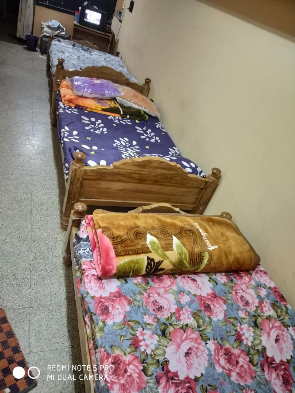 Hostel Urs Benaka Pg Or Service *