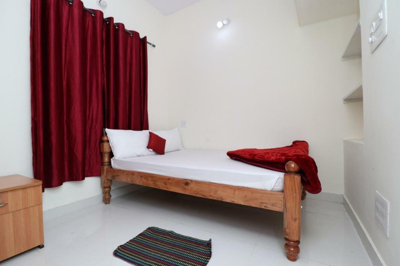 Wheel To Hills Service Apartment *